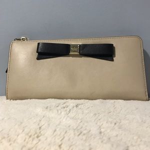 Kate Spade Beige Zip Around Wallet